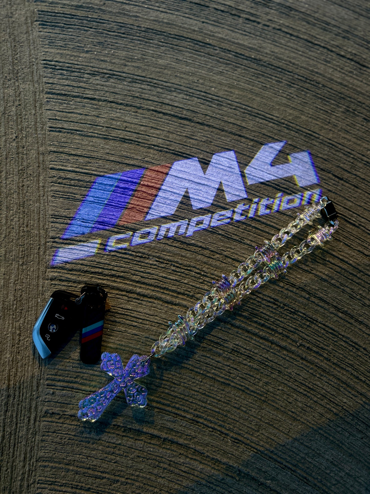 Acrylic Necklace 'Iridescent'